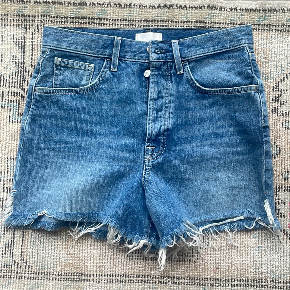 Brand new, never worn 7 for all mankind jean shorts, sz 29